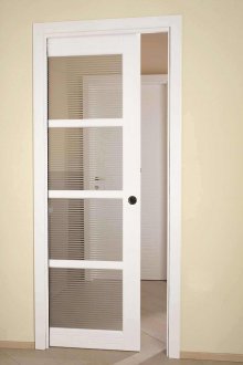 Εσωτερική πόρτα coupe με γυαλί