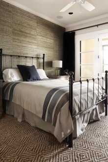 Accents marrons a l’interior