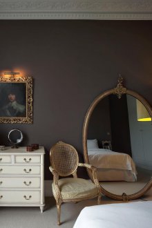 Ο συνδυασμός καφέ στο εσωτερικό της Προβηγκίας