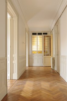 Κλασικά τοιχώματα διαδρόμου