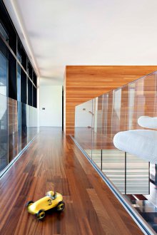 Πάνελ τοίχου για το διάδρομο με σανίδες