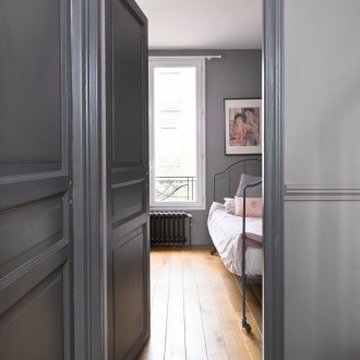 Πάνελ τοίχου για το διάδρομο γκρι