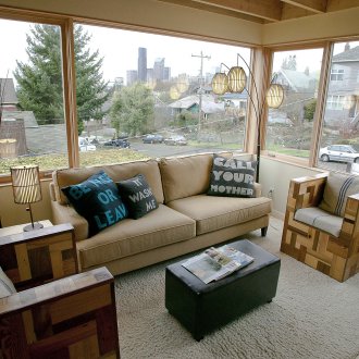 Απλή διακόσμηση της βεράντας