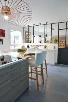 Σχεδιασμός κουζίνας 20 τμ με διαμέρισμα