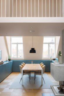 Κουζίνα σε μπλε αποχρώσεις στο διαμέρισμα