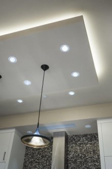 Οροφή LED δύο επιπέδων