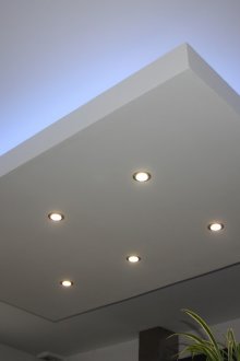 Γυψοσανίδα με οροφή LED