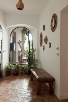 Ιταλικό στυλ στο εσωτερικό με πλακάκια.