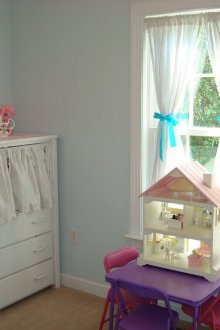 Σχεδιασμός κουρτινών για ένα νηπιαγωγείο με τόξα