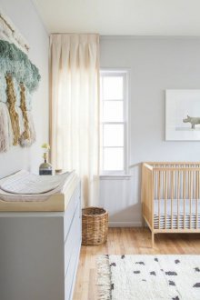 Σχεδιασμός κουρτινών για παιδικό δωμάτιο μπεζ