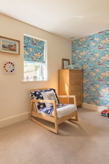 Σχεδιασμός κουρτινών για παιδικό δωμάτιο γεωγραφικό