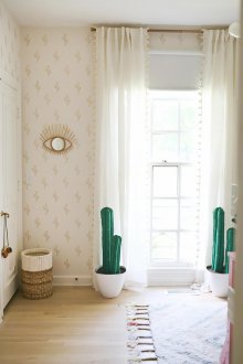 Σχεδιασμός κουρτίνες για παιδιά δωμάτιο με φούντες