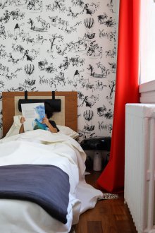 Κόκκινες κουρτίνες στο φυτώριο