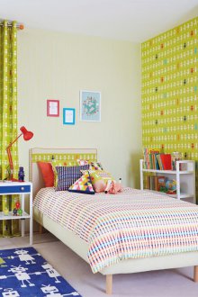 Σχεδιάστε κουρτίνες για το βρεφονηπιακό σταθμό ενός αγοριού