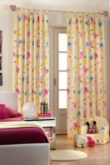 Σχεδιασμός κουρτινών για παιδικό δωμάτιο με πριγκίπισσες