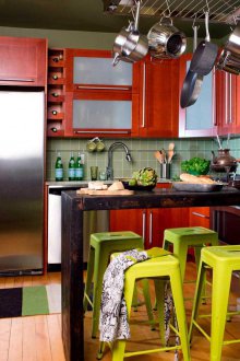 Σχεδιασμός κουζίνας με εκλεκτικό στυλ με μετρητή μπαρ