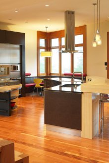 Σχεδιασμός κουζίνας με ημικυκλικό μετρητή μπαρ