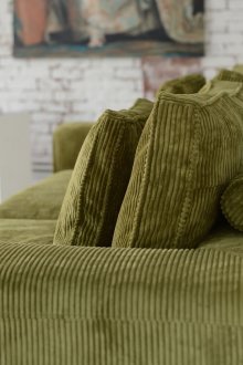 Καναπές ελιάς στο εσωτερικό