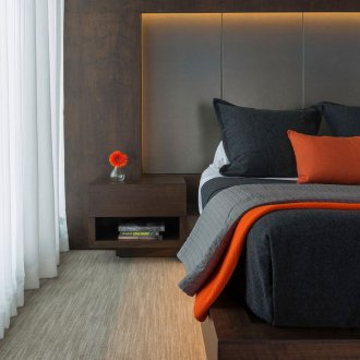 Θέση με μαλακά πάνελ στο υπνοδωμάτιο