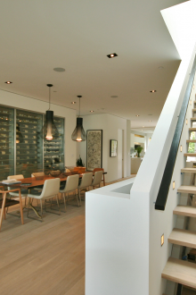 Θέση στο δωμάτιο με εντοιχισμένη ντουλάπα