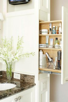 DIY μπάνιο με έπιπλα