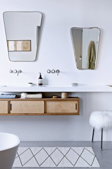 DIY μπάνιο σε μοντέρνο στιλ