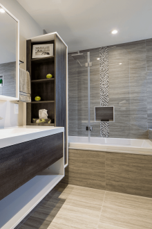 DIY μπάνιο με κόγχες