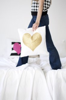 Τέχνη στις 14 Φεβρουαρίου κλωστοϋφαντουργίας