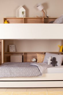 Κλινοσκεπάσματα με επιπλέον κρεβάτι