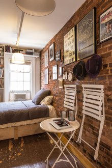 Κρεβατοκάμαρα κρεβάτι στο βάθρο