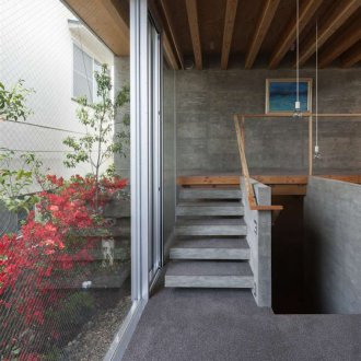 Ιαπωνικό εσωτερικό με σκυρόδεμα