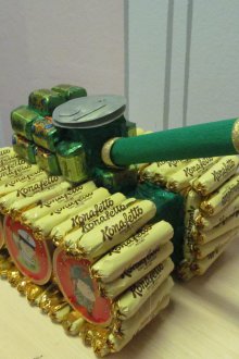 Χειροτεχνία για τις 23 Φεβρουαρίου από γλυκά