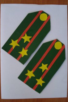 Χειροτεχνία για τις επωμίδες της 23ης Φεβρουαρίου