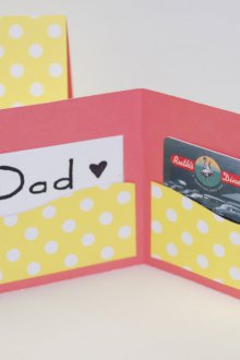 Crafts για τον κάτοχο της κάρτας στις 23 Φεβρουαρίου