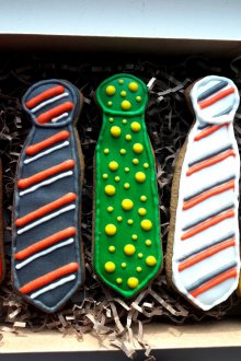 Δώρα για τις 23 Φεβρουαρίου εαυτό σας δεσμούς