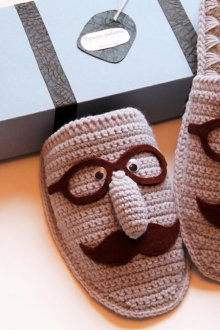 Δώρα για τις 23 Φεβρουαρίου κάνουν παντόφλες