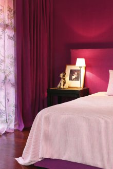 Εσωτερικό για το κορίτσι είναι φωτεινό