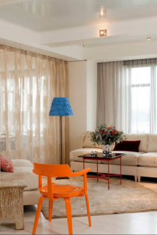 Ζωνοποίηση με μπεζ κουρτίνες