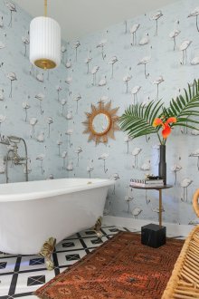 Ταπετσαρία στο εσωτερικό της τουαλέτας