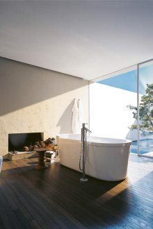 Μεγάλο μπάνιο με τζάκι