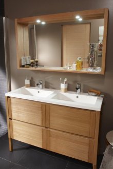 Μεγάλο καφέ μπάνιο