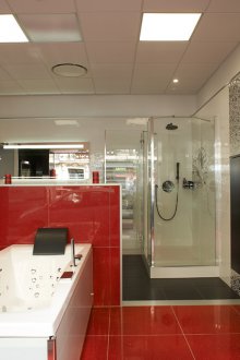 Μεγάλο κόκκινο μπάνιο