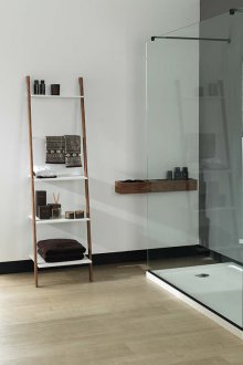 Grande salle de bain minimaliste