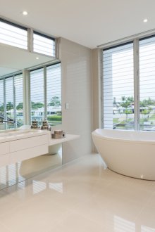 Μεγάλο λουτρό απλό