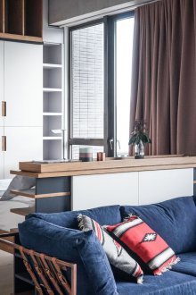 Πώς να οργανώσετε οικονομικά τα έπιπλα σε διαμέρισμα στούντιο