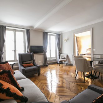 Πώς να οργανώσετε άνετα τα έπιπλα σε διαμέρισμα στούντιο