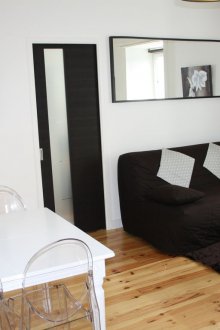 Studio διαμέρισμα 40 τ.μ. μονόχρωμο