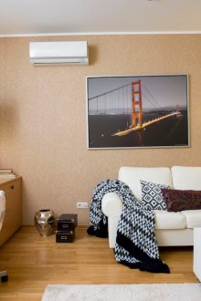 Studio διαμέρισμα 40 τ.μ. ταπετσαρία