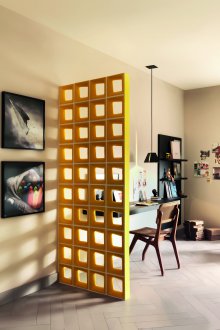 Εσωτερικό διαμέρισμα κίτρινο