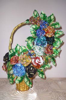 Håndarbeid for 8. mars fra godterinpakker